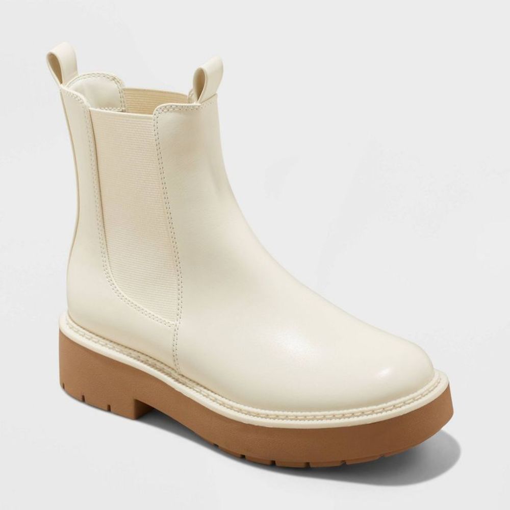 a new day Cream Demi Chelsea Boots